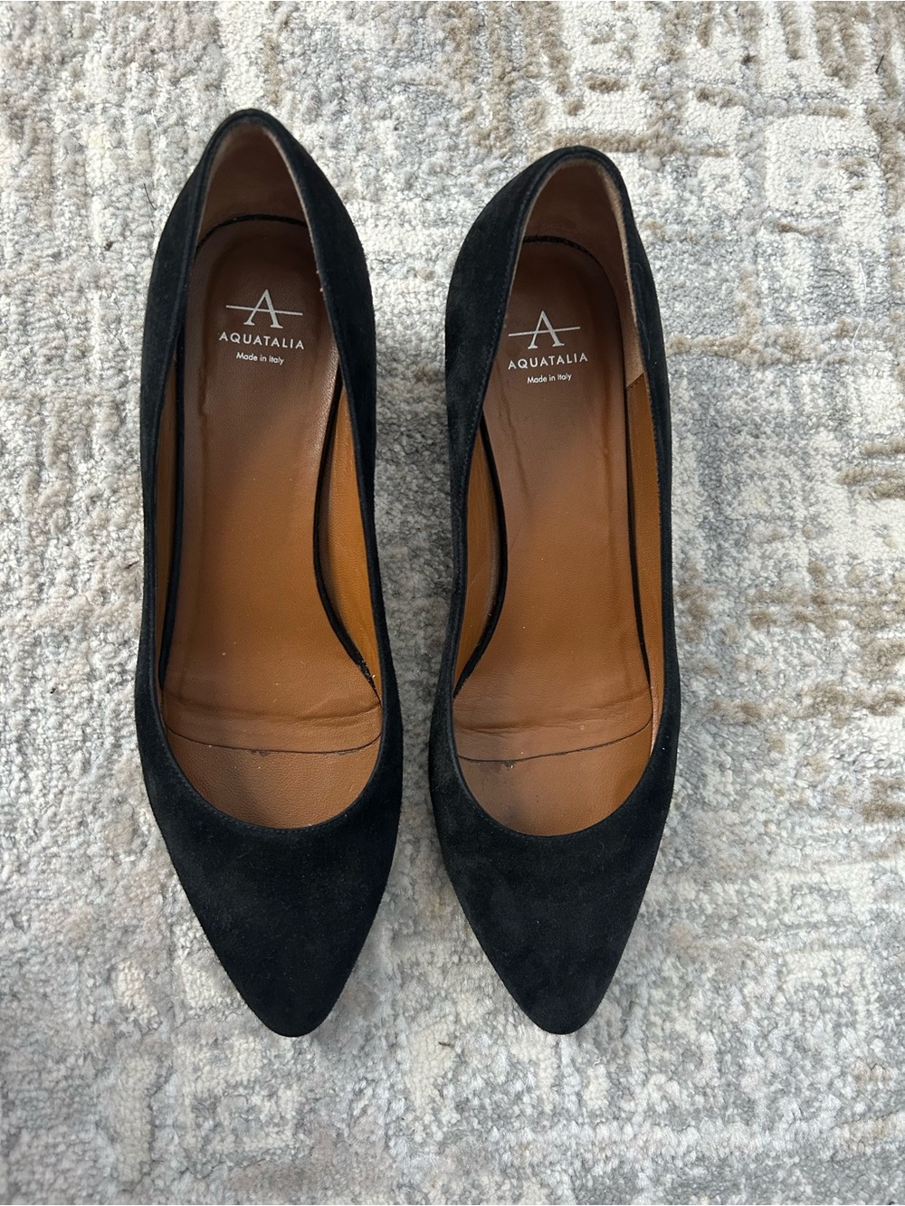 Aquatalia Black Suede Pointed Toe Block Heel Pumps – Size 7.5